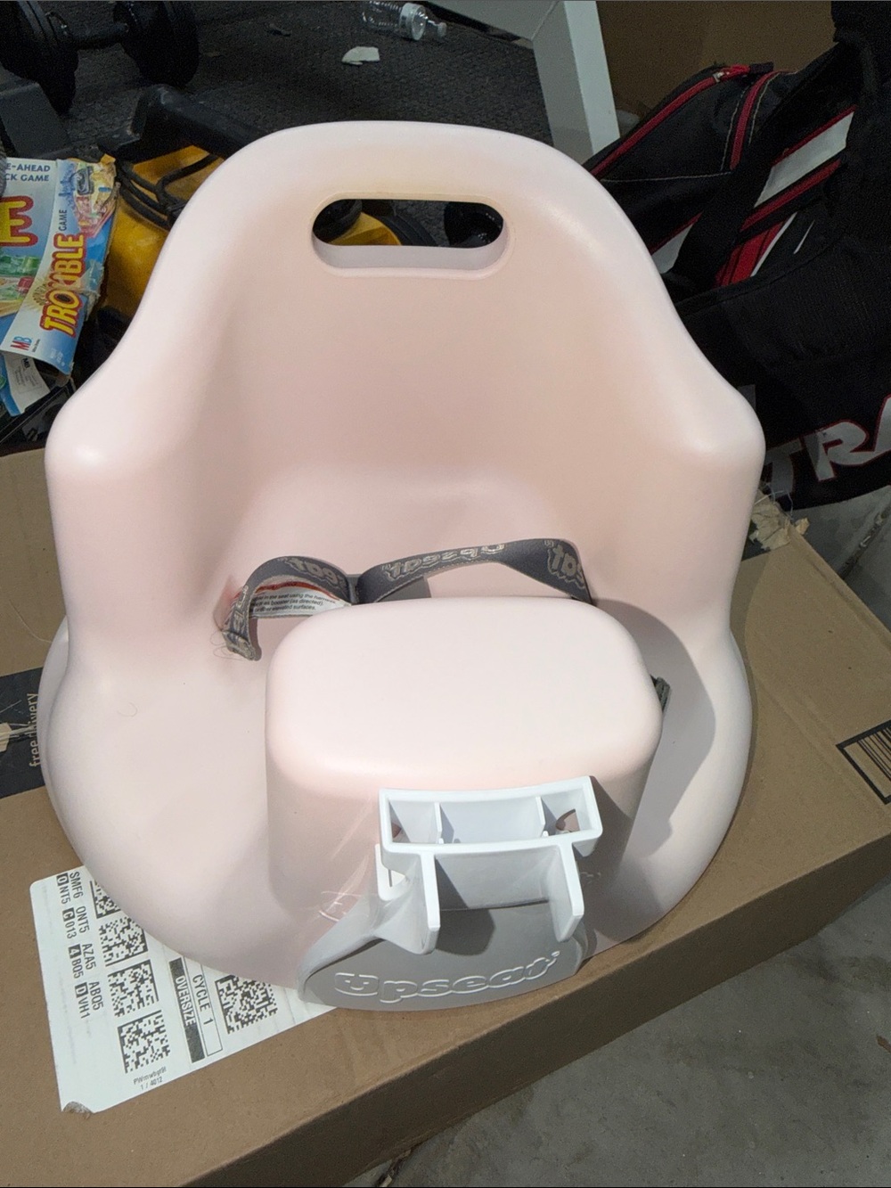 Upseat Multi Seat 3-in-1 Baby Bib Seat Pink & White - Picture 2 of 3